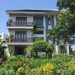 Osaka Riverside & Hoi An